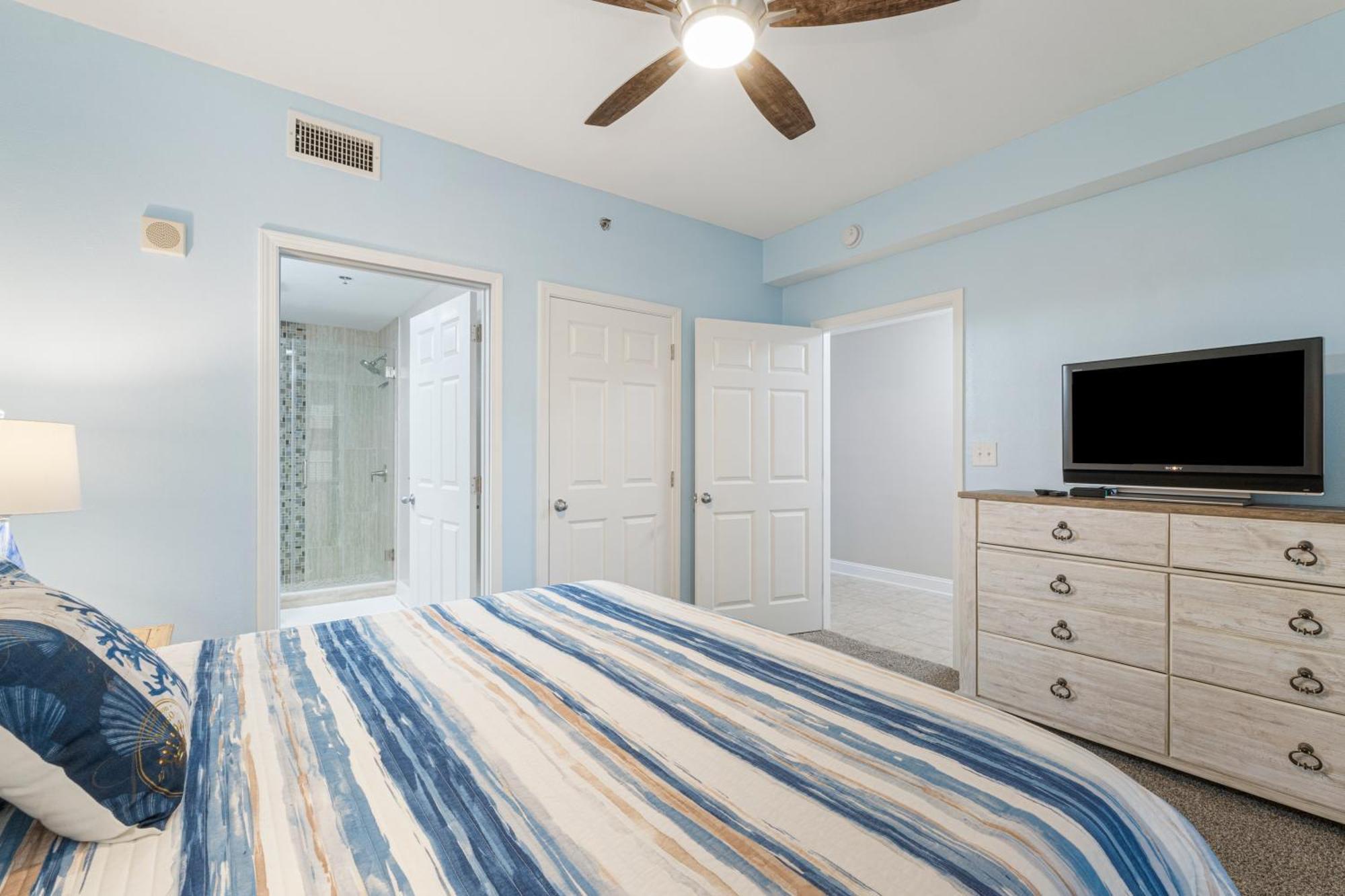 Lakeview Luxury At Laketown Wharf #235 By Nautical * Panama City Beach